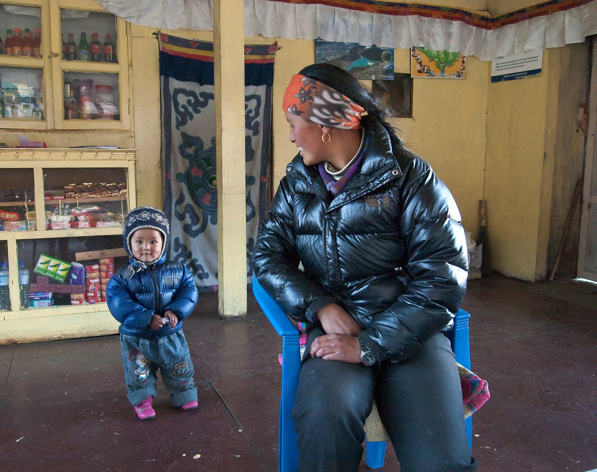 Machermo, Family, Mother and her baby, Nepal