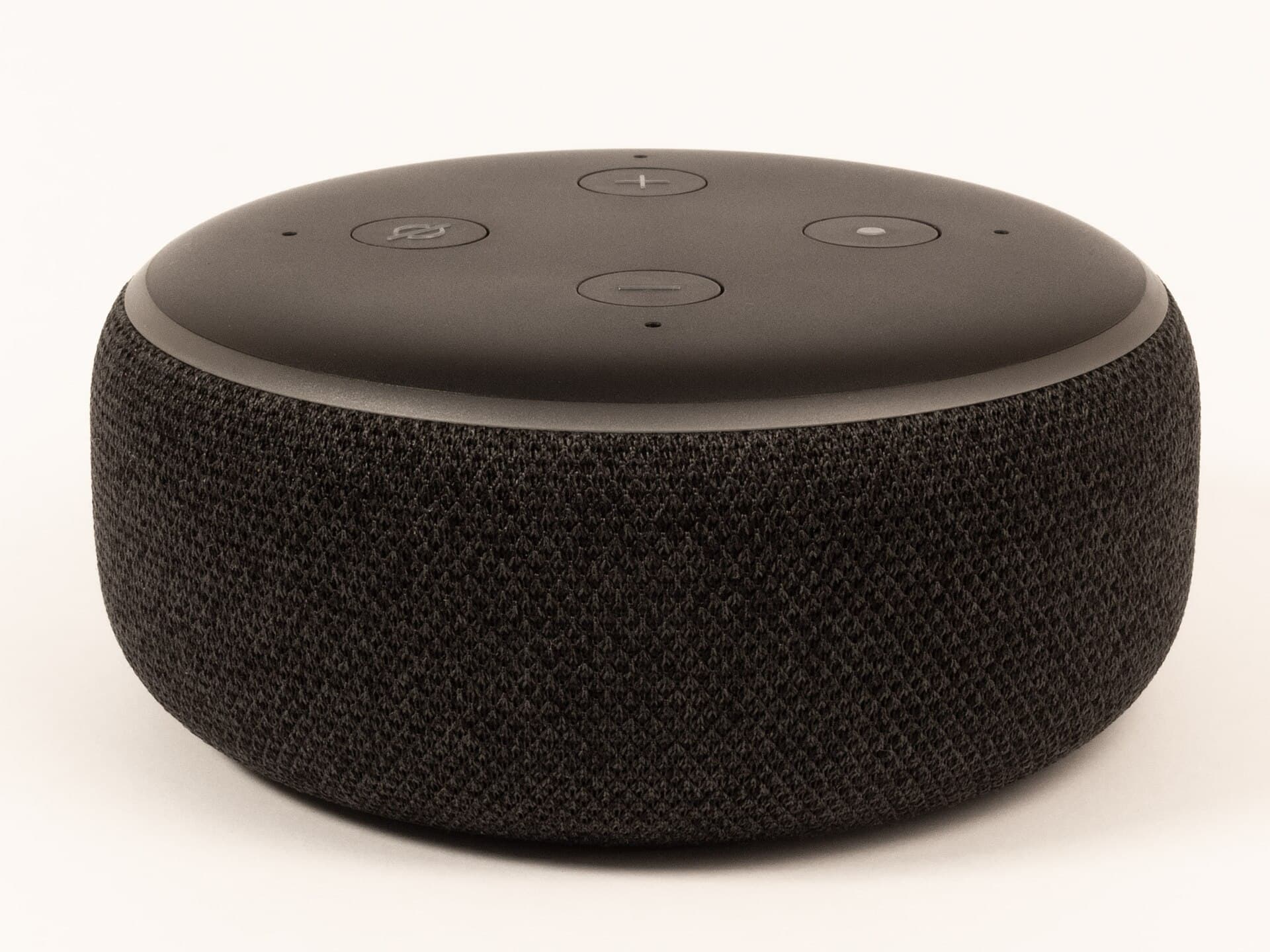 Echo Dot (3rd Gen) 01