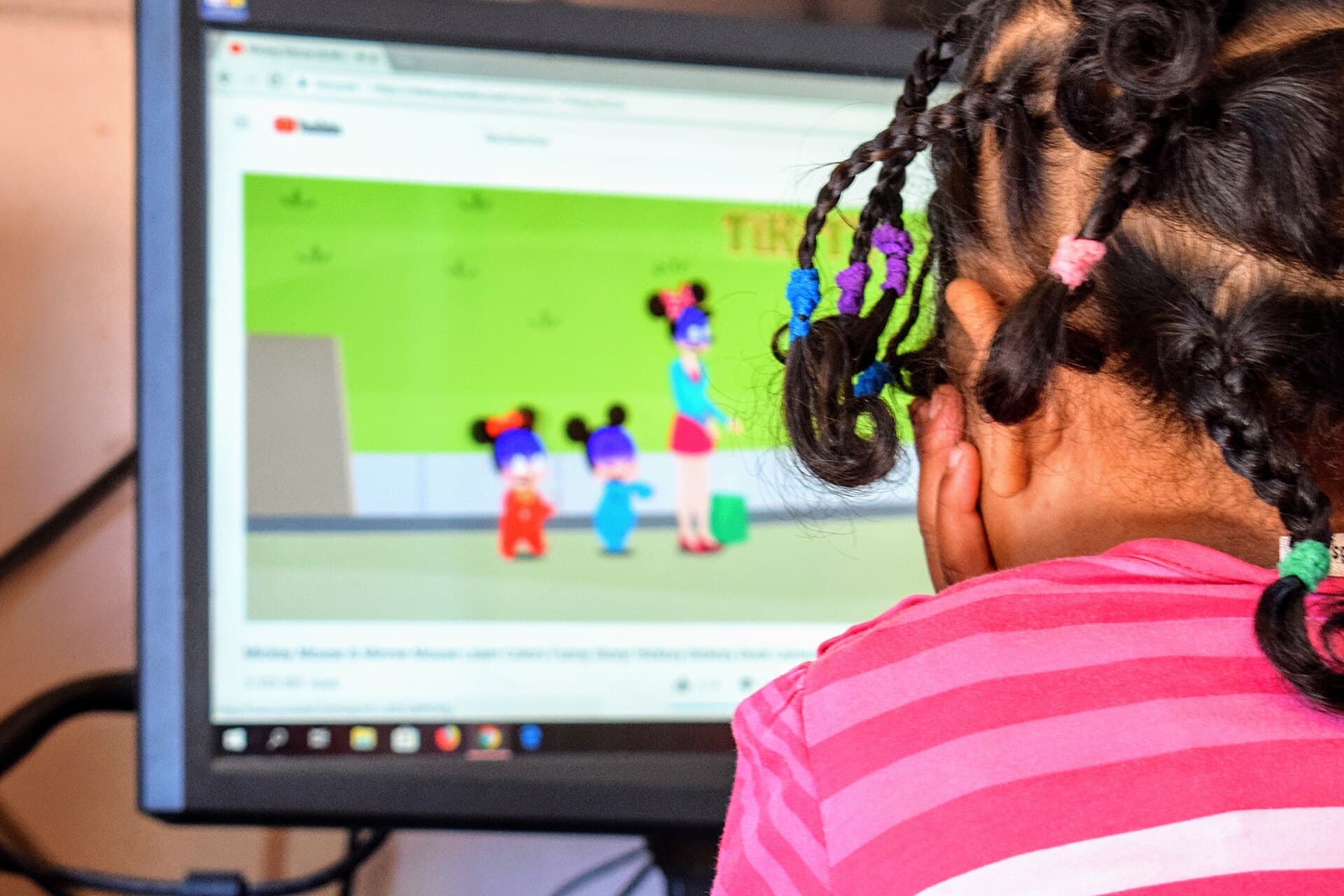 Child and connected computer