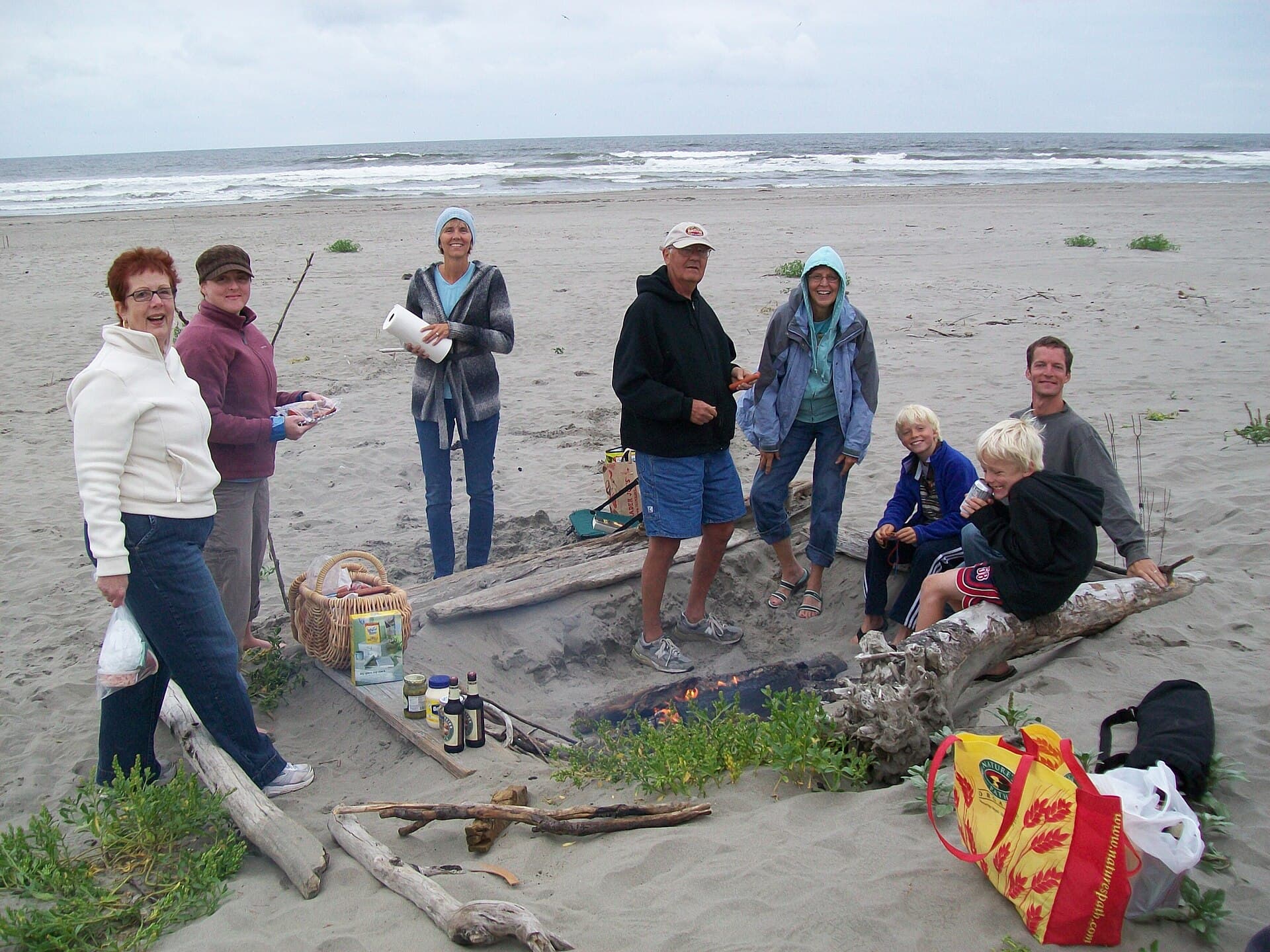 All smiles at the Friday night beach dinner party with Sandenos, Wises, Schimkes